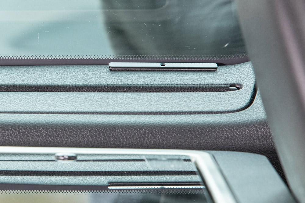Project Camper Metallpads aufkleben
